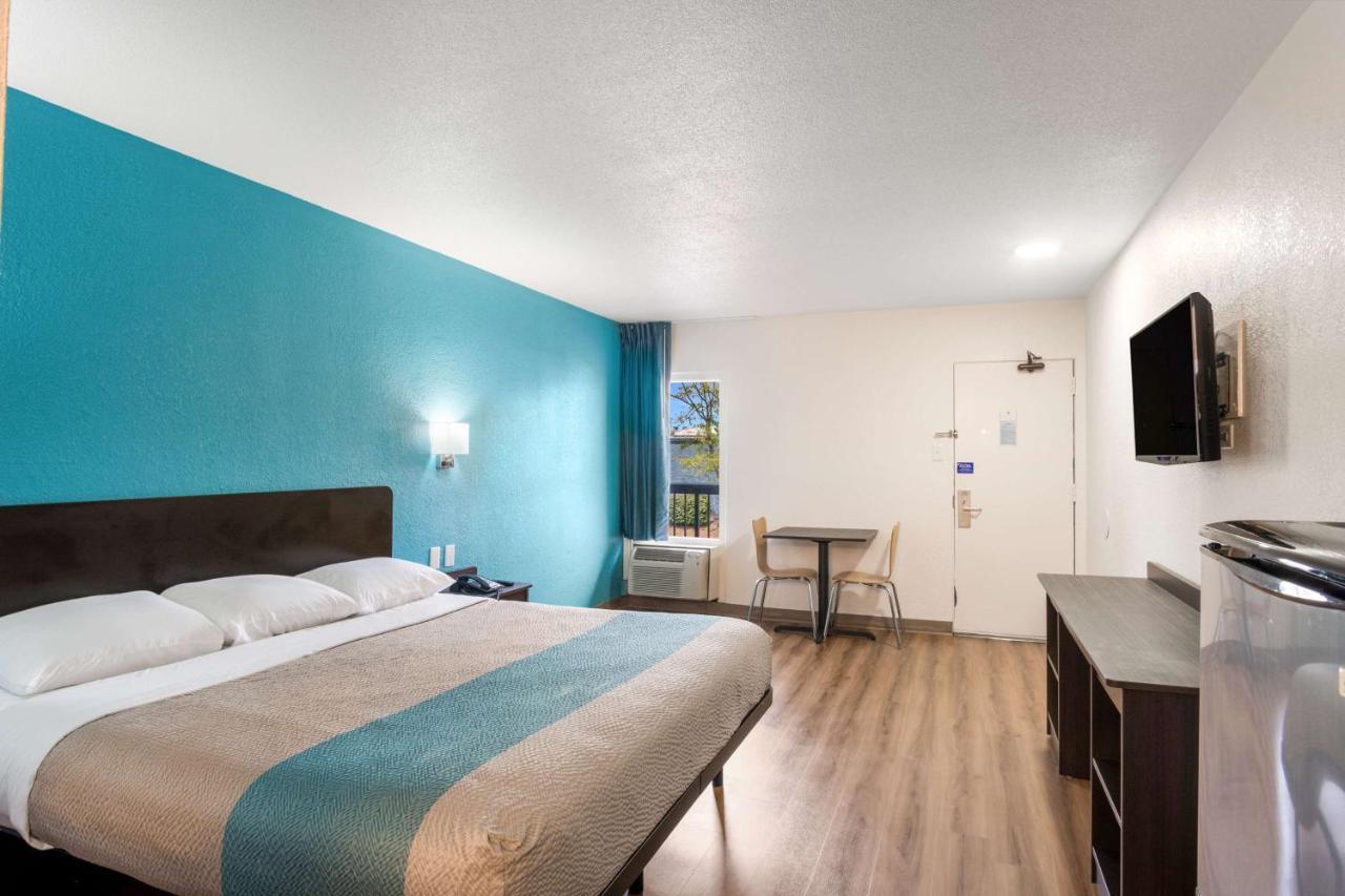 Motel 6-Lexington, Ky - Airport Exterior foto